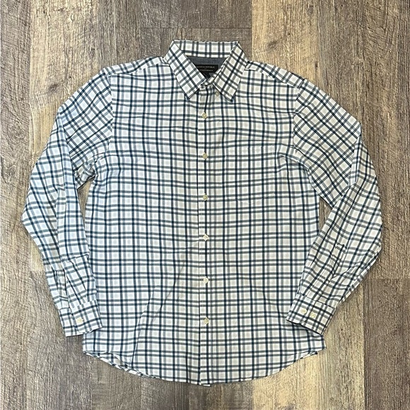 Men’s Banana Republic Button Down Shirt - Picture 3 of 5